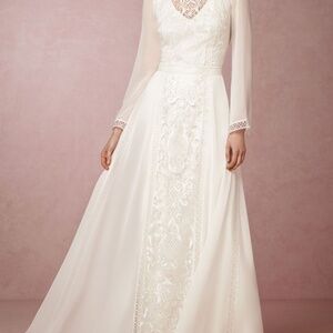 Tadashi Shoji Long Sleeve Wedding Dress Formal Dress